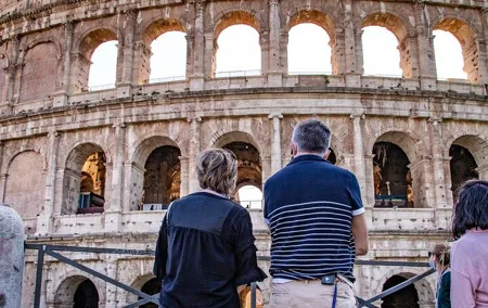 Small Group Tour: Colosseum & Roman Forum with Arena Floor Access