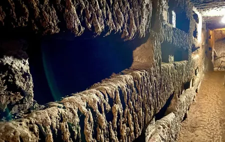 Small Group Express Tour of Roman Catacombs with Transfer