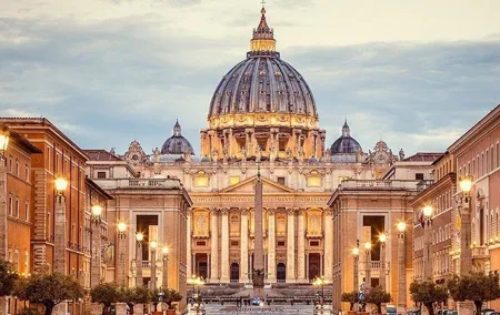 Passage under the Holy Doors with access to the Papal Basilicas