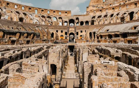 Small Group Colosseum Underground and Arena Floor Guided Tour