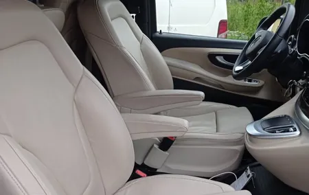 Luxury Private Transfer from/to Fiumicino Airport to Rome Center