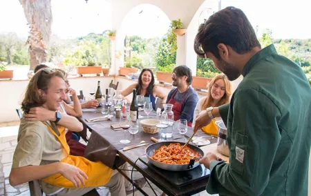 Tivoli Day Trip: Villa D’Este & Cooking Class