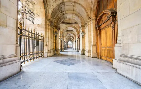 The Da Vinci Code in Paris: Follow the Trail with a Local