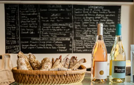 Parisian Happy Hour Food Tour with a Small Group