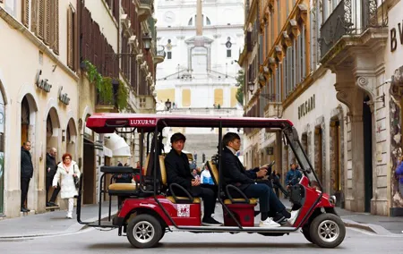Tour of Rome in Golf Cart: Square and Fountains of Rome