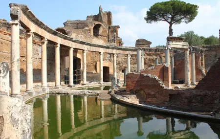 Heritage Site: Villa d'Este and Hadrian's Villa in Tivoli Tour from Rome