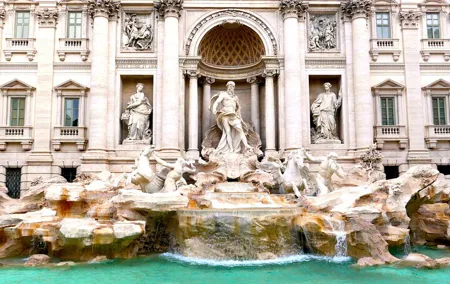 Small-Group Express Tour of Trevi Fountain with Undergrounds