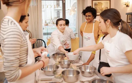 Pasta and Tiramisu Cooking Class in Rome, Piazza Navona
