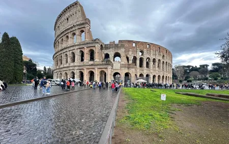 Private Full Guided Tour of Colosseum Roman Forum & Palatine Hill