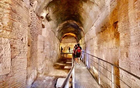 Rome: Colosseum Tour by Night with Arena & Underground