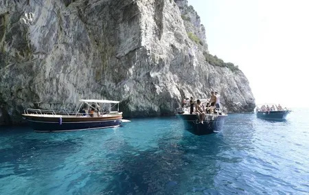 Capri Island Small Group Boat Tour from Rome by Train
