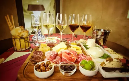 Rome: Trastevere Food and Wine Tasting Tour
