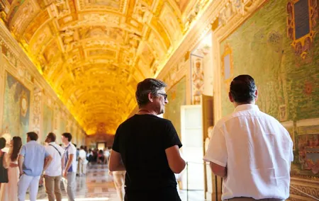 Rome: Vatican Museums and Colosseum Private Tour with Transfers