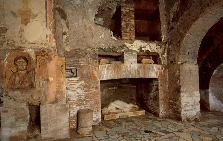 Guided Tour of the Catacombs from the Colosseum