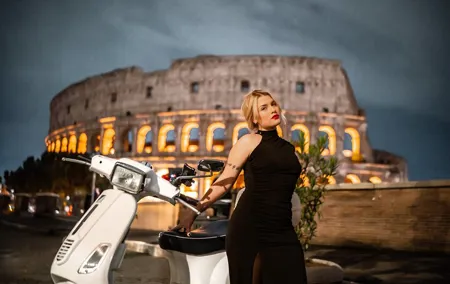 Rome: Night & Day Photoshoot in Rome with Pro Photographer