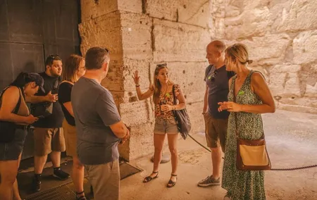 Private Extended Colosseum & Roman Forum With SUPER Sites Tour