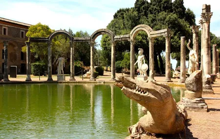 Private Tivoli: Hadrian's Villa and Villa d'Este with Pick-up from Rome