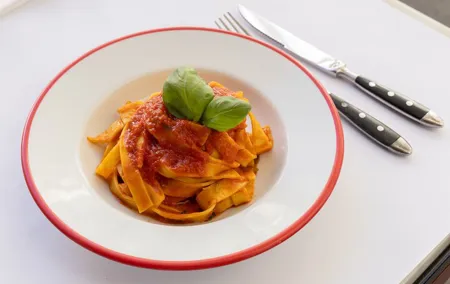 Fettuccine and Tiramisu Masterclass in the Heart of Rome