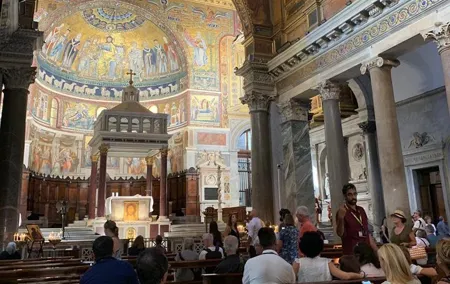 Private Tour - Trastevere and Villa Farnesina