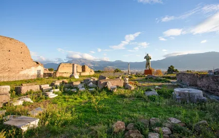 Independent Sorrento & Pompeii Day Trip from Rome