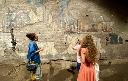 Small-Group Tour of Trastevere's Hidden Gems and Undergrounds