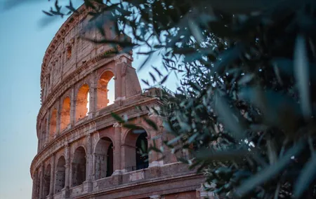 Visit Colosseum from Rome with Audio Guide
