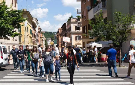 Vatican Museums and Vatican Gardens minibus tickets