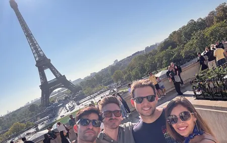 Private 4-hour city tour of Paris with driver and official guide