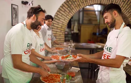 Rome: Pizza Making Class with Spritz & Mixology