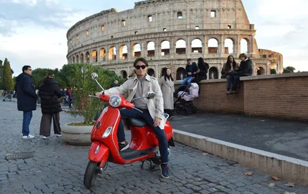 Rome Vespa Round with Photo in Eternal city