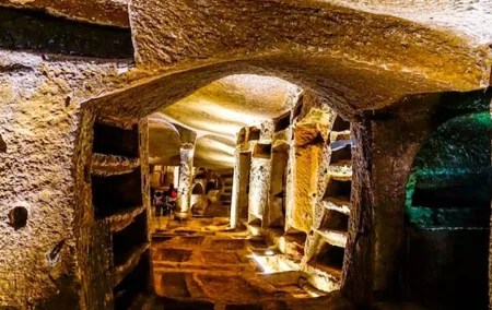 Rome: Catacombs Guided Tour with Private Transfer