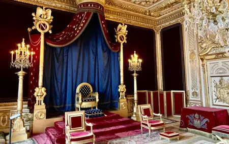 Private Tour in Fontainebleau Palace with Skip-The-Line Ticket