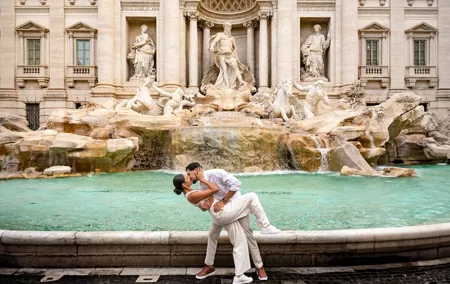 Rome: Trevi Fountain Photoshoot, Private & Early Morning