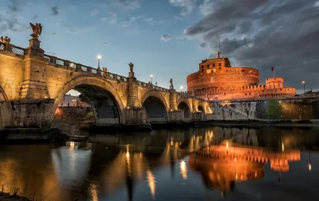 Ghosts and Crimes of Rome Night Walk