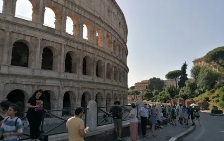 Private transport from Fiumicino Airport to Rome City or vice versa