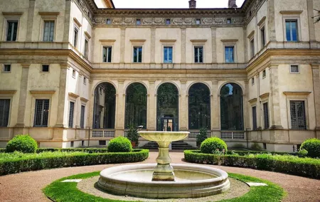 Private Villa Farnesina Experience: The Best of Renaissance Tour