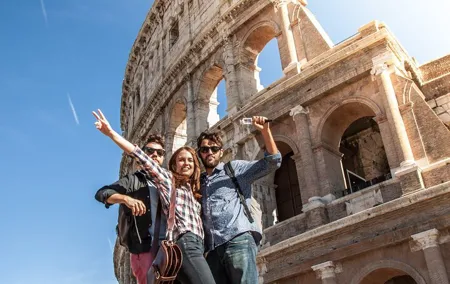Ancient Rome unveiled: the Colosseum, with Guide Book