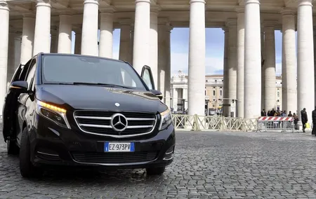 Private Sightseeing Tour of Rome and Vatican Museums with Your Driver