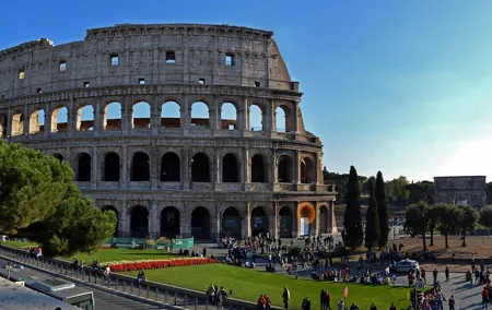 Colosseum Guided Tour with Roman Forum & Palatine Hill Access