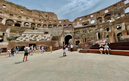 Colosseum Arena Palatine Hill and Roman Forum Tour