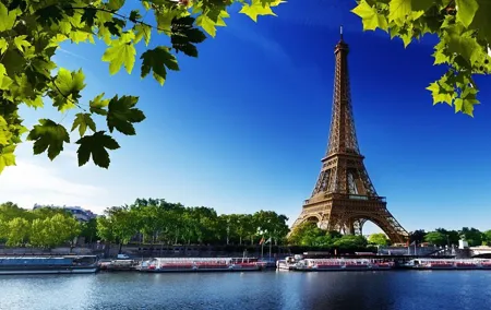 Eiffel Tower Summit PreBooked Tickets by Lift With Private Guide