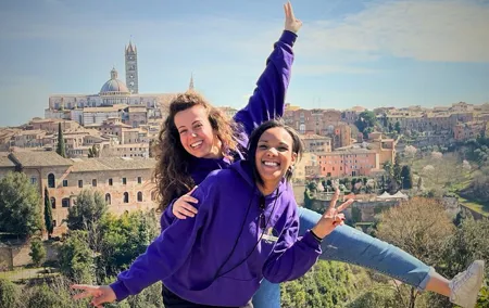 Siena, San Gimignano, Tuscany, Lunch & Wine Tasting - Small Group