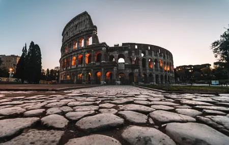 Exclusive Colosseum Tour – Small Group (Max 7 People)