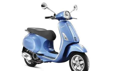 Rome Vespa Primavera 125 cc Rental - 72 Hours Rental
