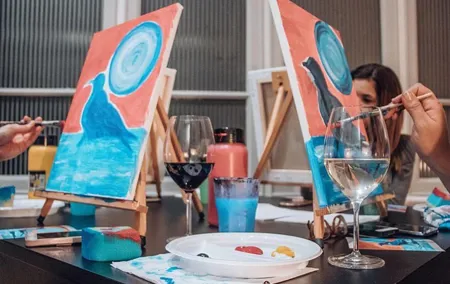 Paint & Sip in a 17th-Century Palazzo with Wine & Pizza