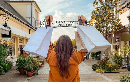 La Vallee Village Shopping Outlet by Luxury Transport from Paris