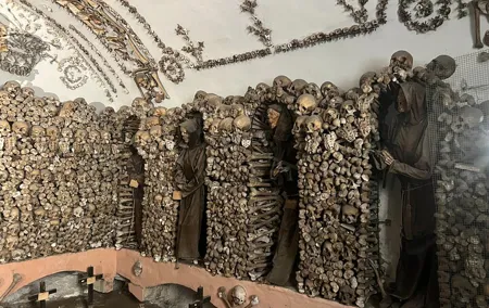 Capuchin Crypt & Rome’s Hidden Treasures- Up To 6 People