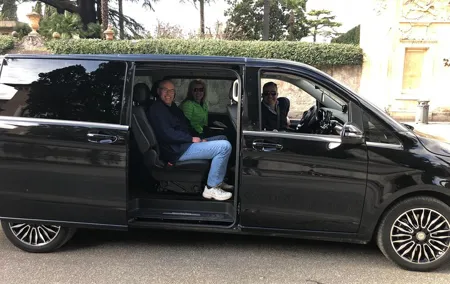 Fiumicino Airport private transfers with luxury Mercedes van