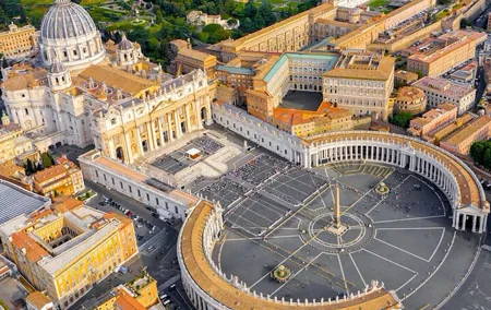 Vatican City St. Peter's Basilica and Holy Door Guided Tour