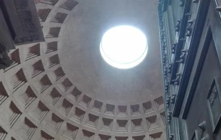 City walk through Spanish steps, Trevi fountain, Pantheon, Navona, Angel Castle
